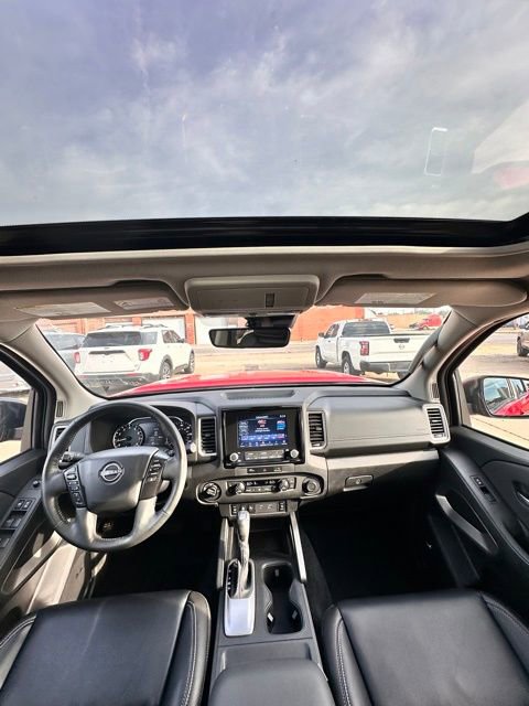 Certified 2024 Nissan Frontier SL w/ Technology Package image 32