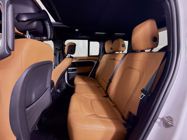 Certified 2024 Land Rover Defender 110 SE AWD/4WD image 24
