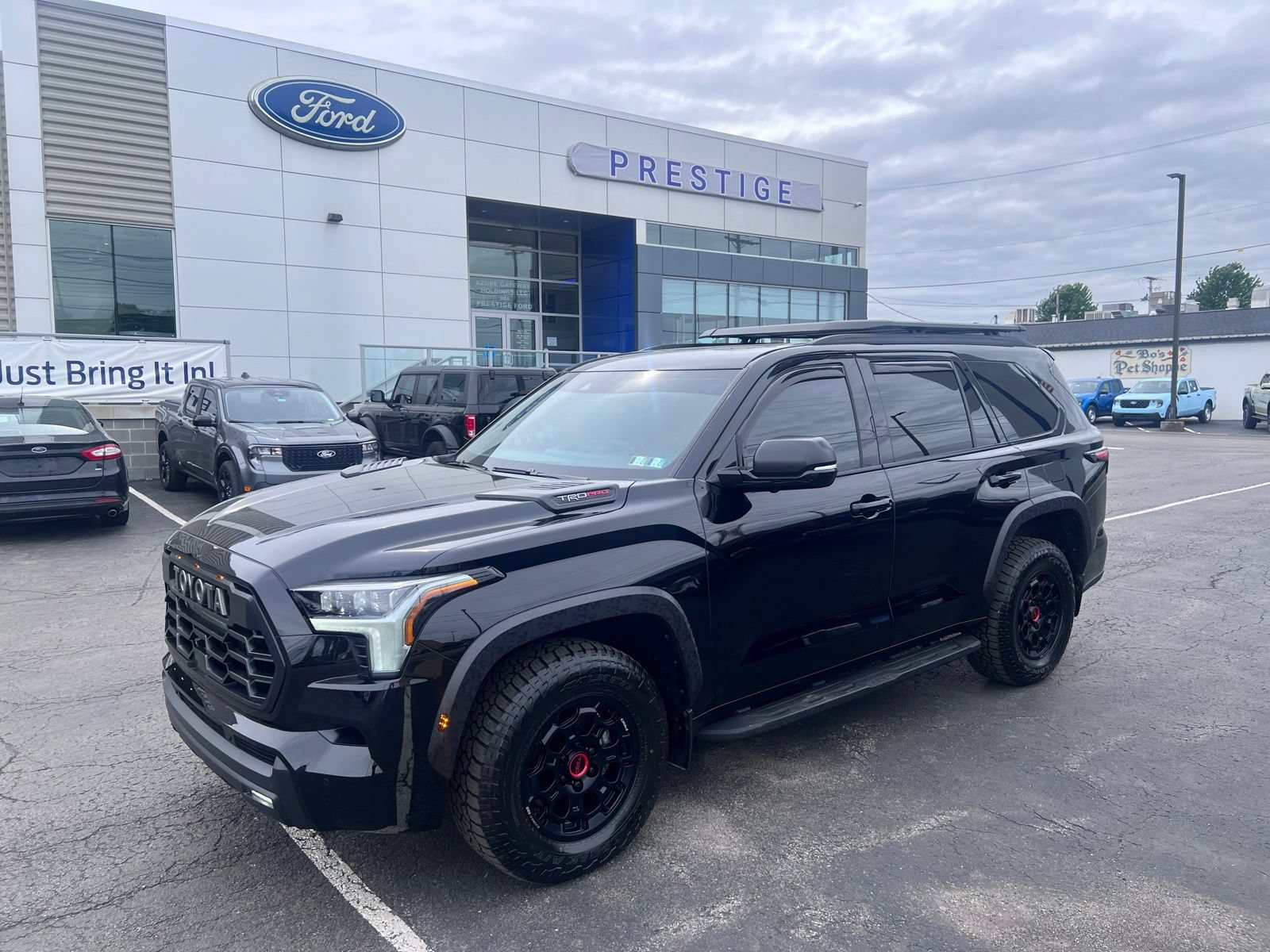Used 2025 Toyota Sequoia TRD Pro w/ Tow Technology Package AWD/4WD image 6