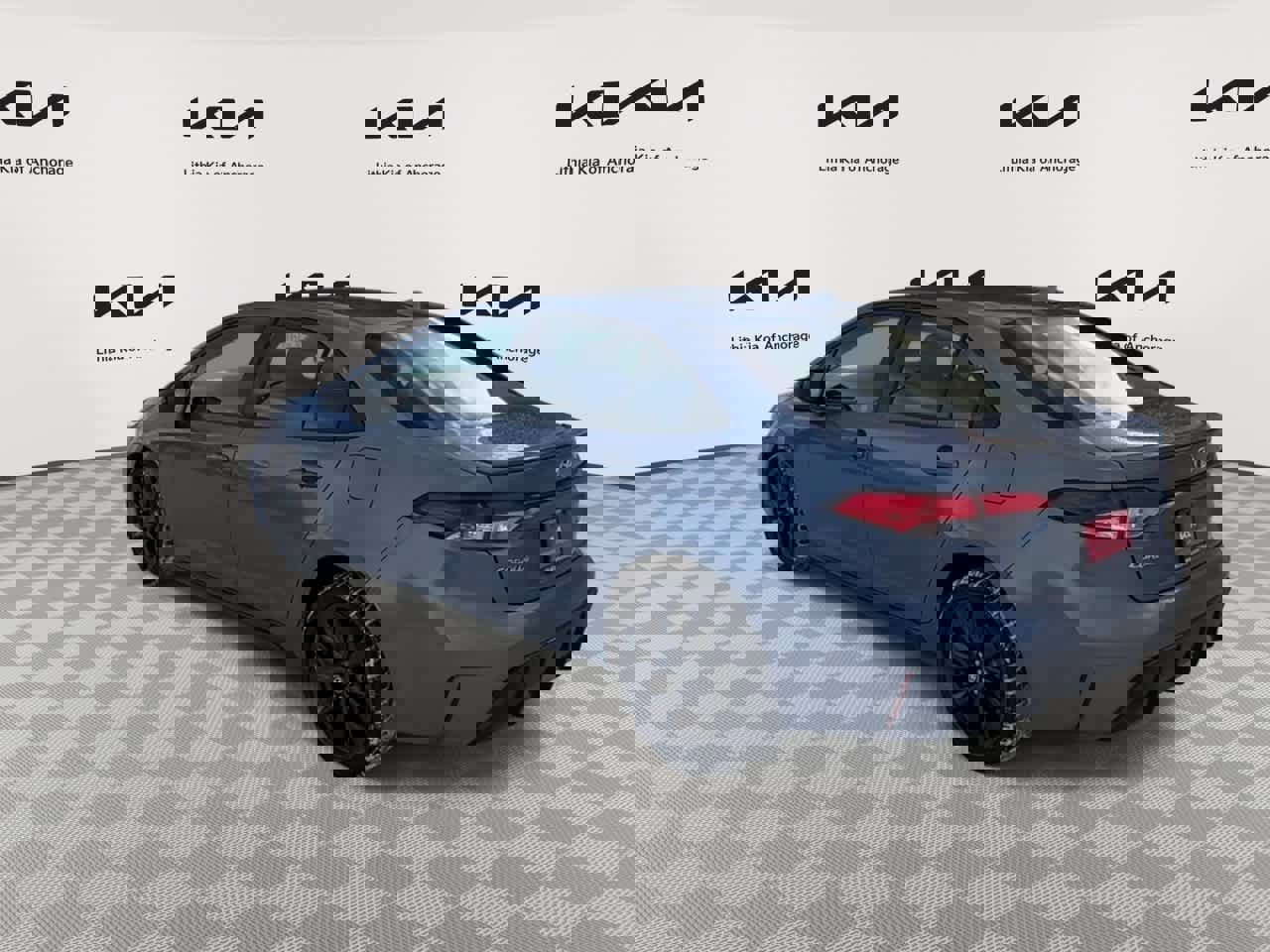 Used 2023 Toyota Corolla SE w/ SE Premium Package image 6