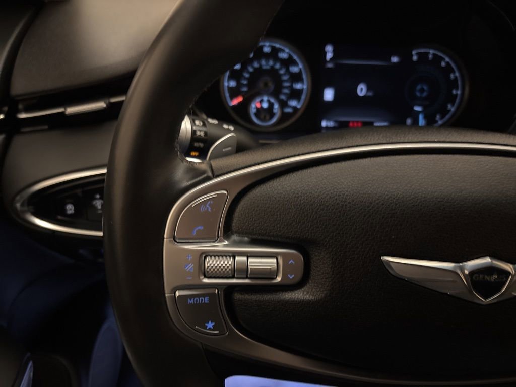 Used 2025 Genesis GV70 2.5T w/ Select Package image 16