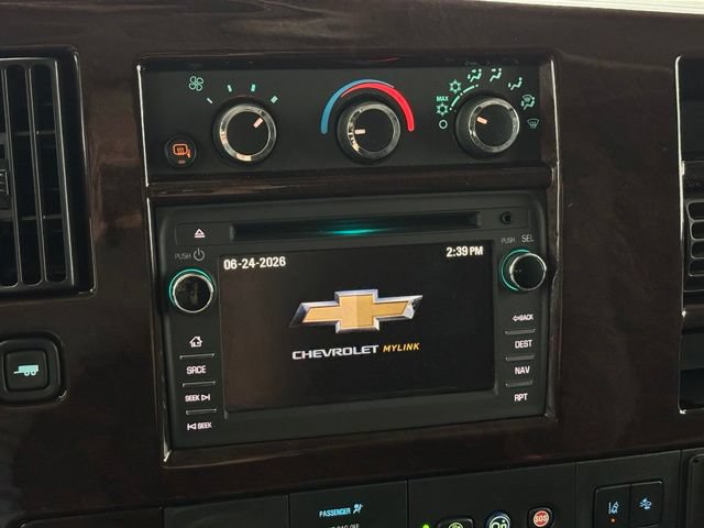 Used 2019 Chevrolet Express 2500 RWD image 32