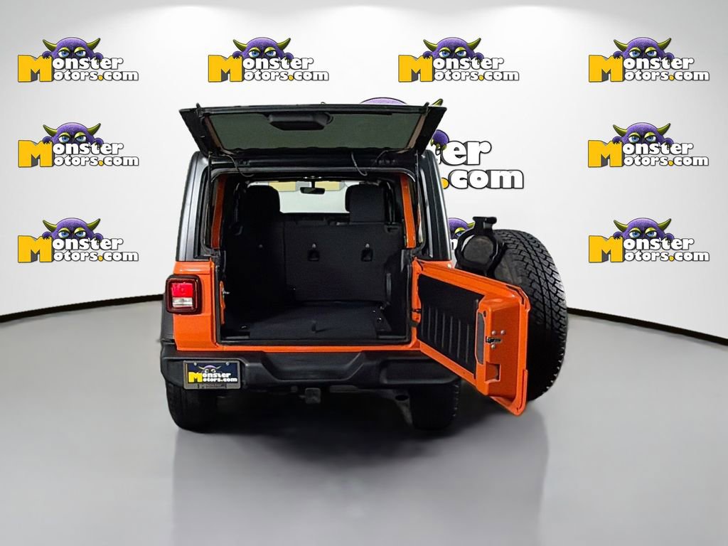 Used 2023 Jeep Wrangler Unlimited Sport w/ Uconnect 4C Nav & Sound Group AWD/4WD image 26