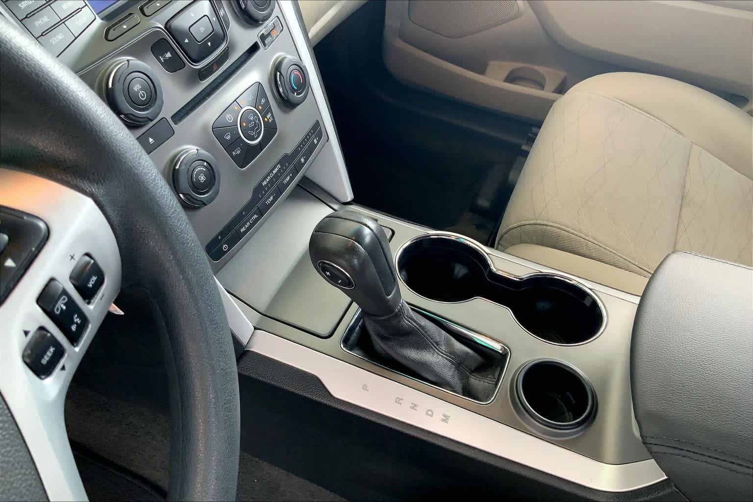 Used 2015 Ford Explorer FWD image 17