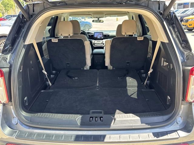Used 2023 Ford Explorer XLT RWD image 11