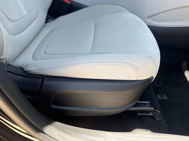 Used 2025 Hyundai Tucson SEL FWD image 18