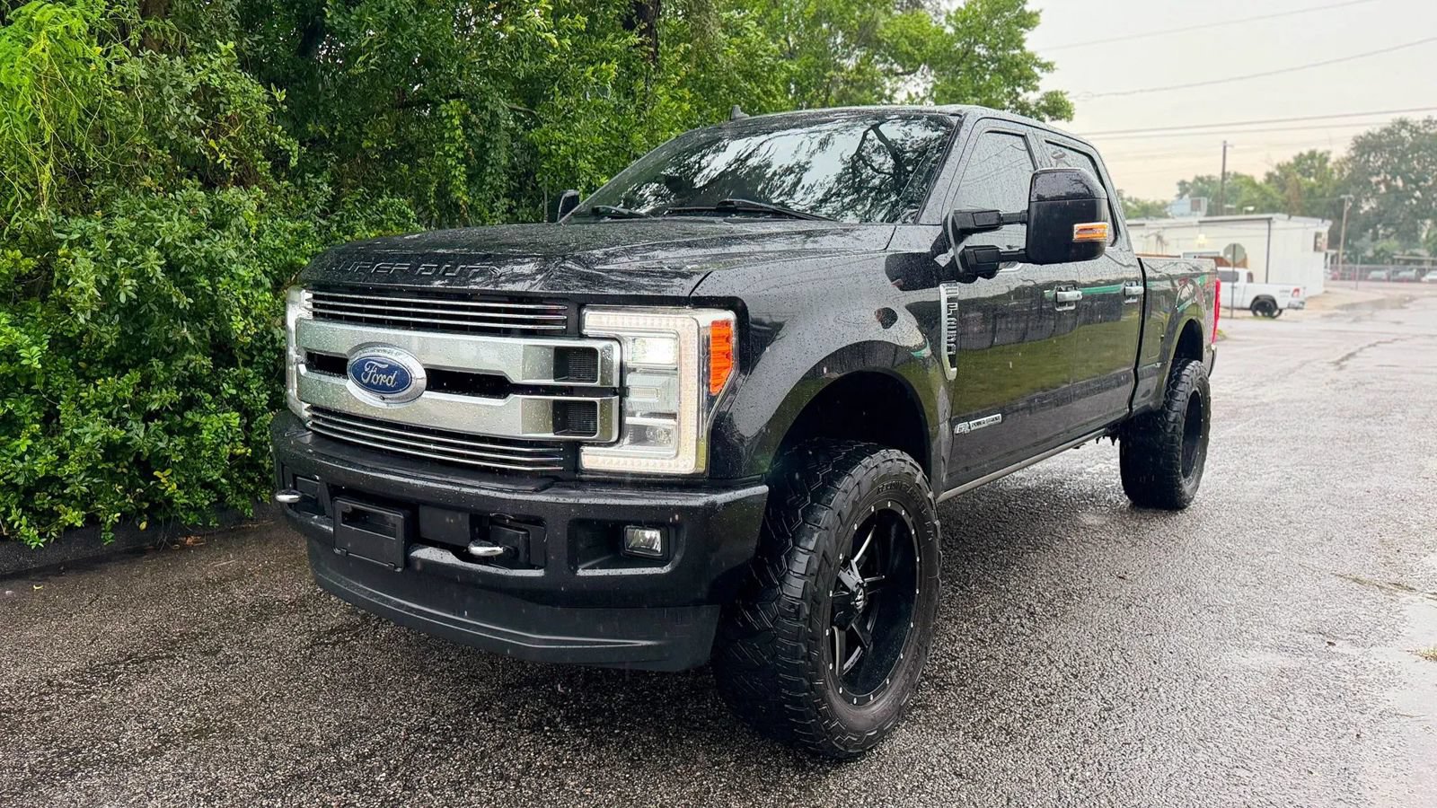Used 2019 Ford F250 Limited AWD/4WD image 5