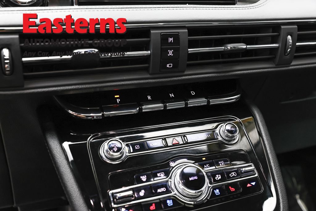 Used 2022 Lincoln Corsair AWD w/ Premium Package image 13
