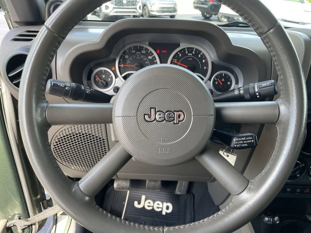 Used 2008 Jeep Wrangler Unlimited Rubicon w/ PWR Convenience Group AWD/4WD image 14