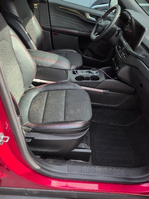 Certified 2023 Ford Escape ST-Line w/ Tech Pack #1 AWD/4WD image 25