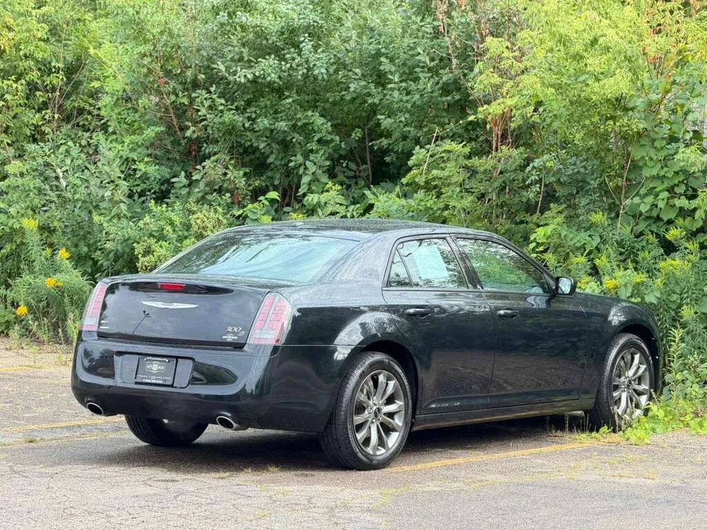 Used 2014 Chrysler 300 S AWD/4WD image 6
