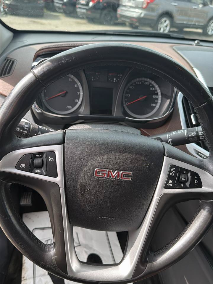 Used 2011 GMC Terrain SLT FWD image 13