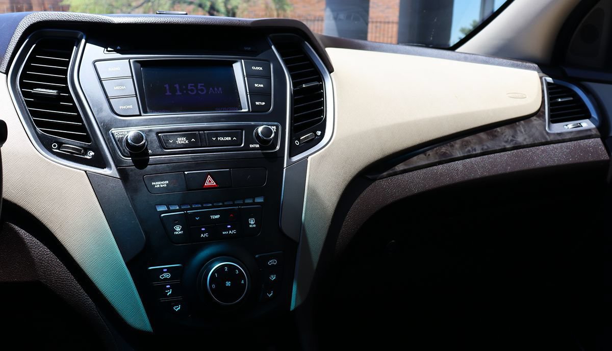 Used 2018 Hyundai Santa Fe Sport FWD image 43