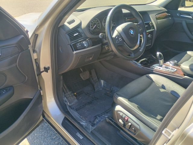 Used 2017 BMW X3 xDrive28i AWD/4WD image 25