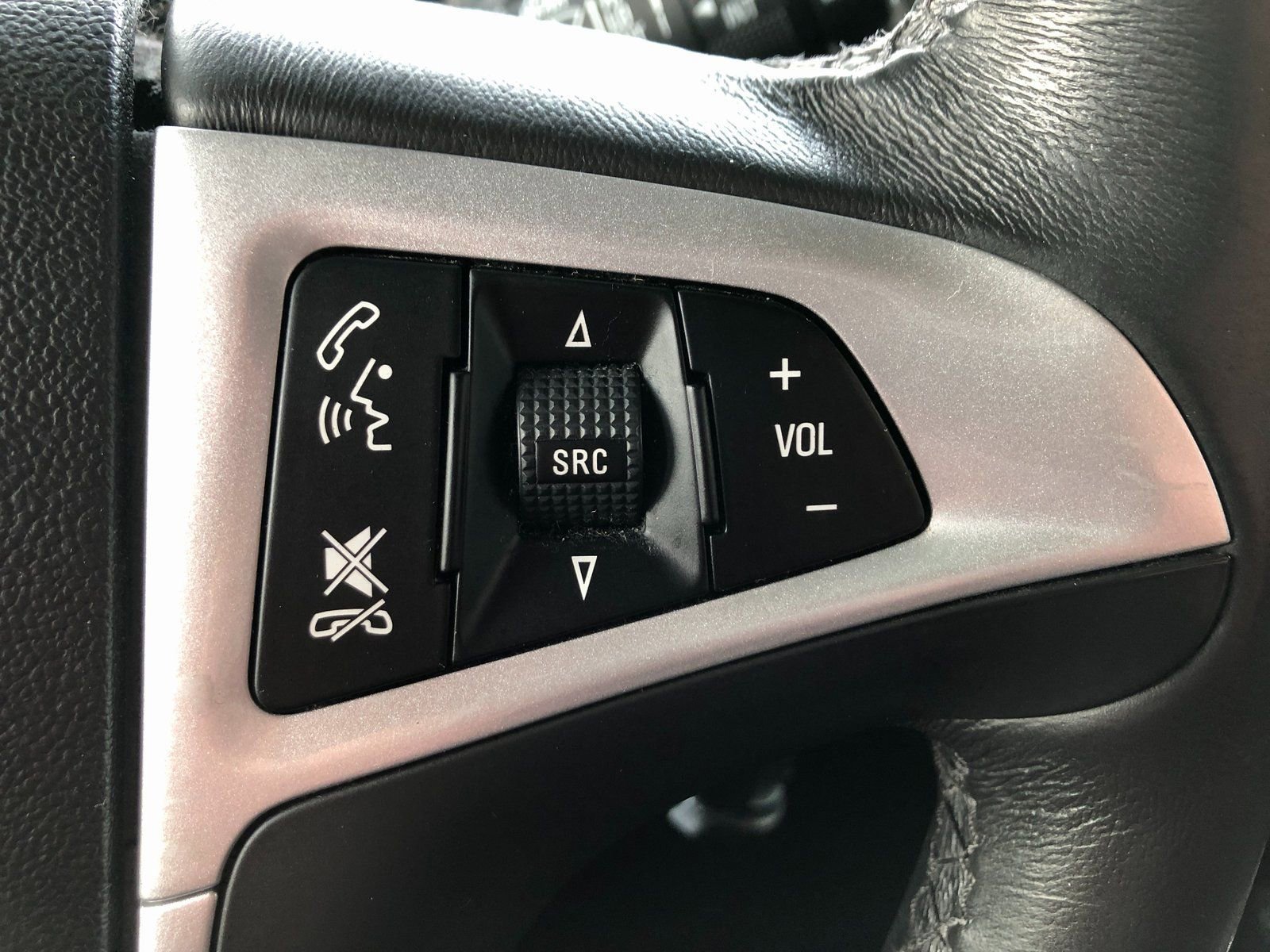 Used 2017 Chevrolet Equinox LT w/ Convenience Package image 35