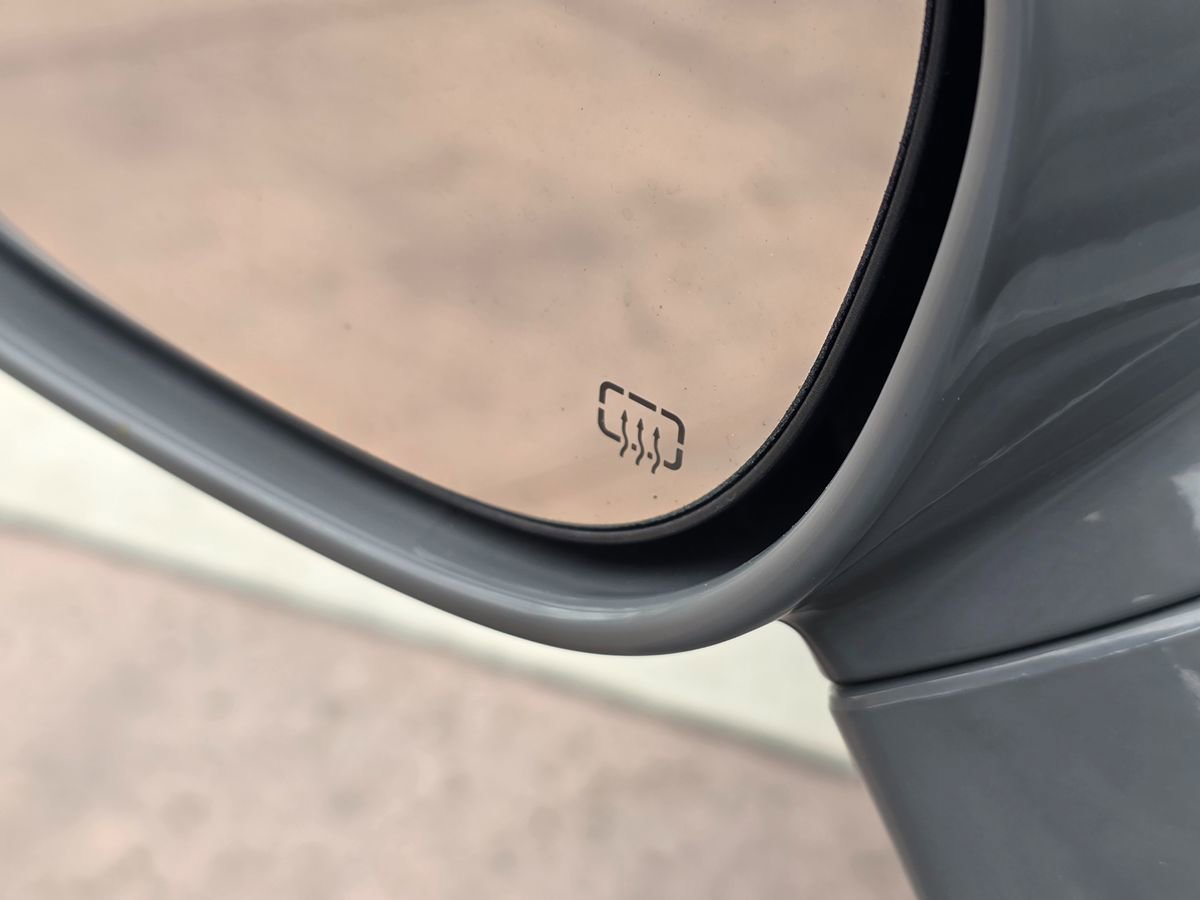 Used 2018 Dodge Challenger R/T Scat Pack RWD image 24