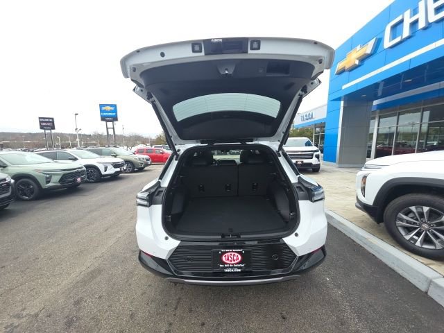 New 2026 Chevrolet Equinox EV LT image 6