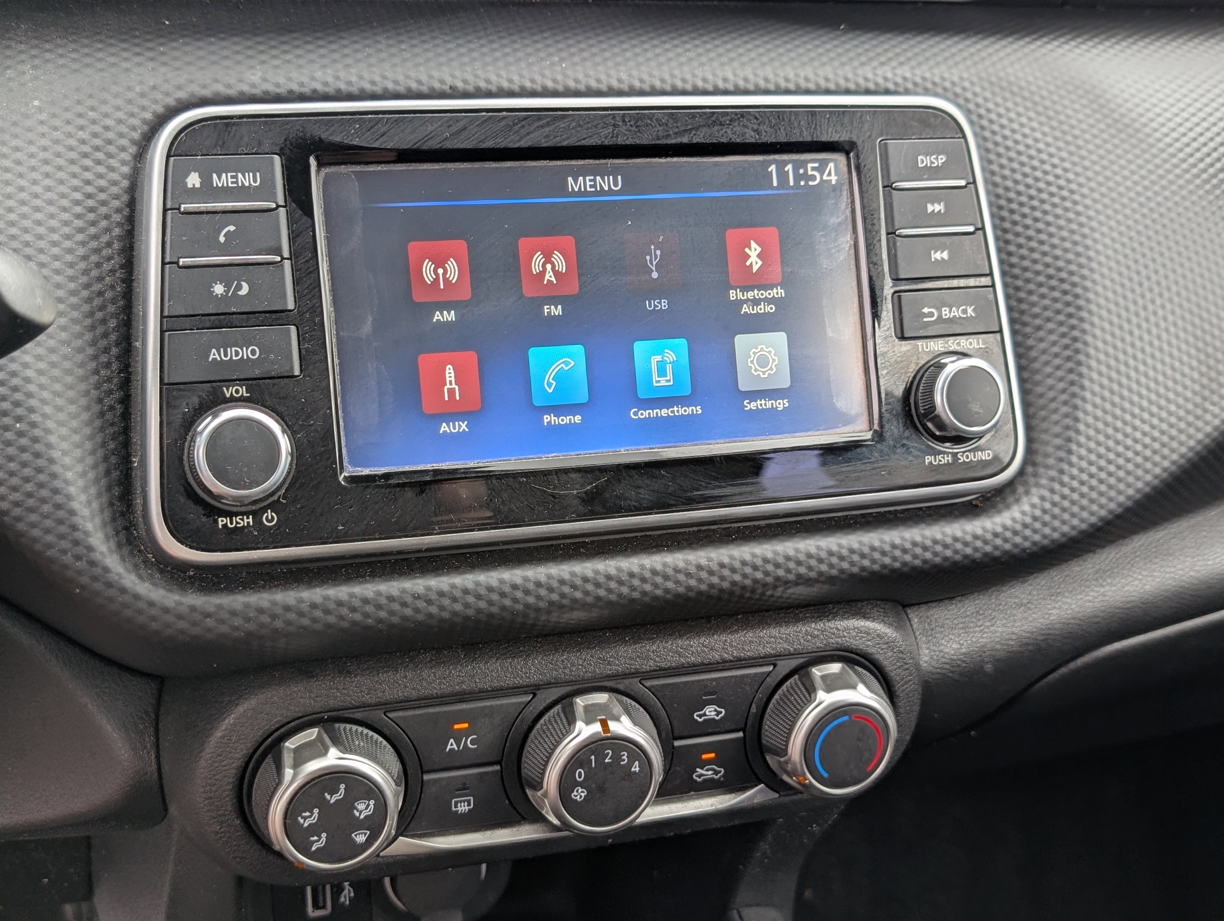 Used 2024 Nissan Kicks S image 23