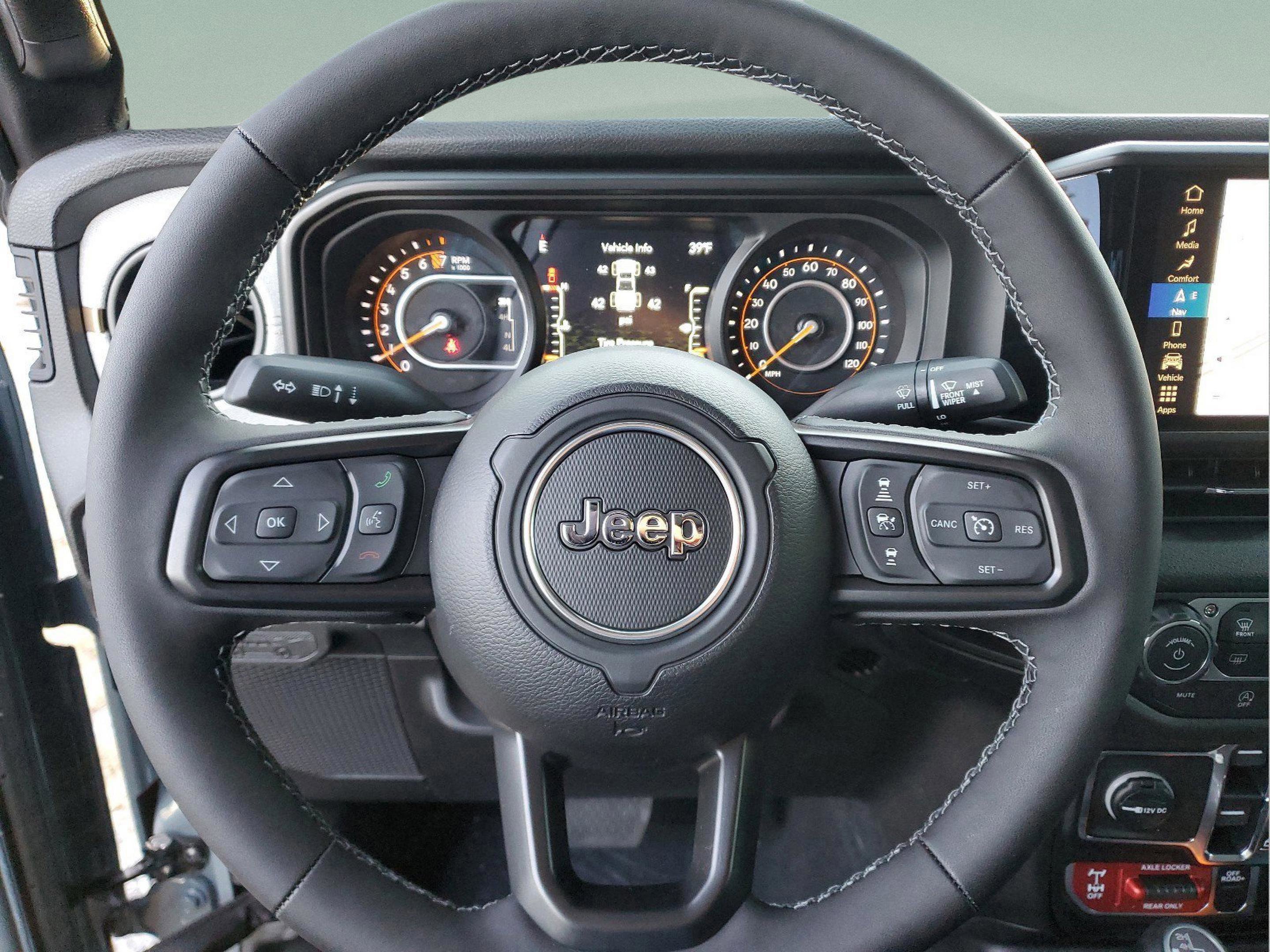New 2026 Jeep Gladiator Sport AWD/4WD image 7