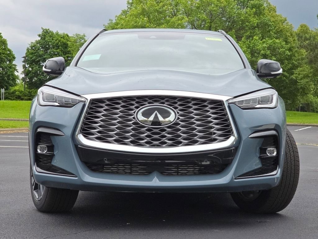 New 2025 INFINITI QX55 Essential image 14
