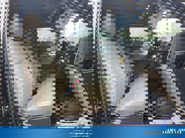 Used 2022 Ford F250 XL w/ Power Equipment Group image 19