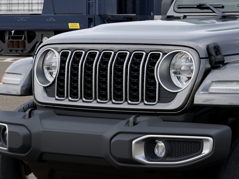 Used 2025 Jeep Wrangler Unlimited Sahara AWD/4WD image 31
