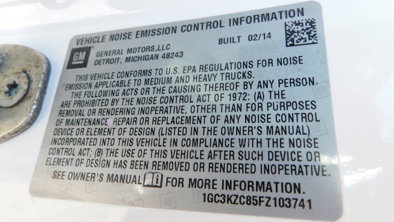 Used 2015 Chevrolet Silverado 3500 LT w/ LT Convenience Package AWD/4WD image 38