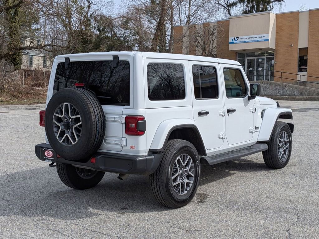 Certified 2025 Jeep Wrangler Sahara w/ Safety Group image 3