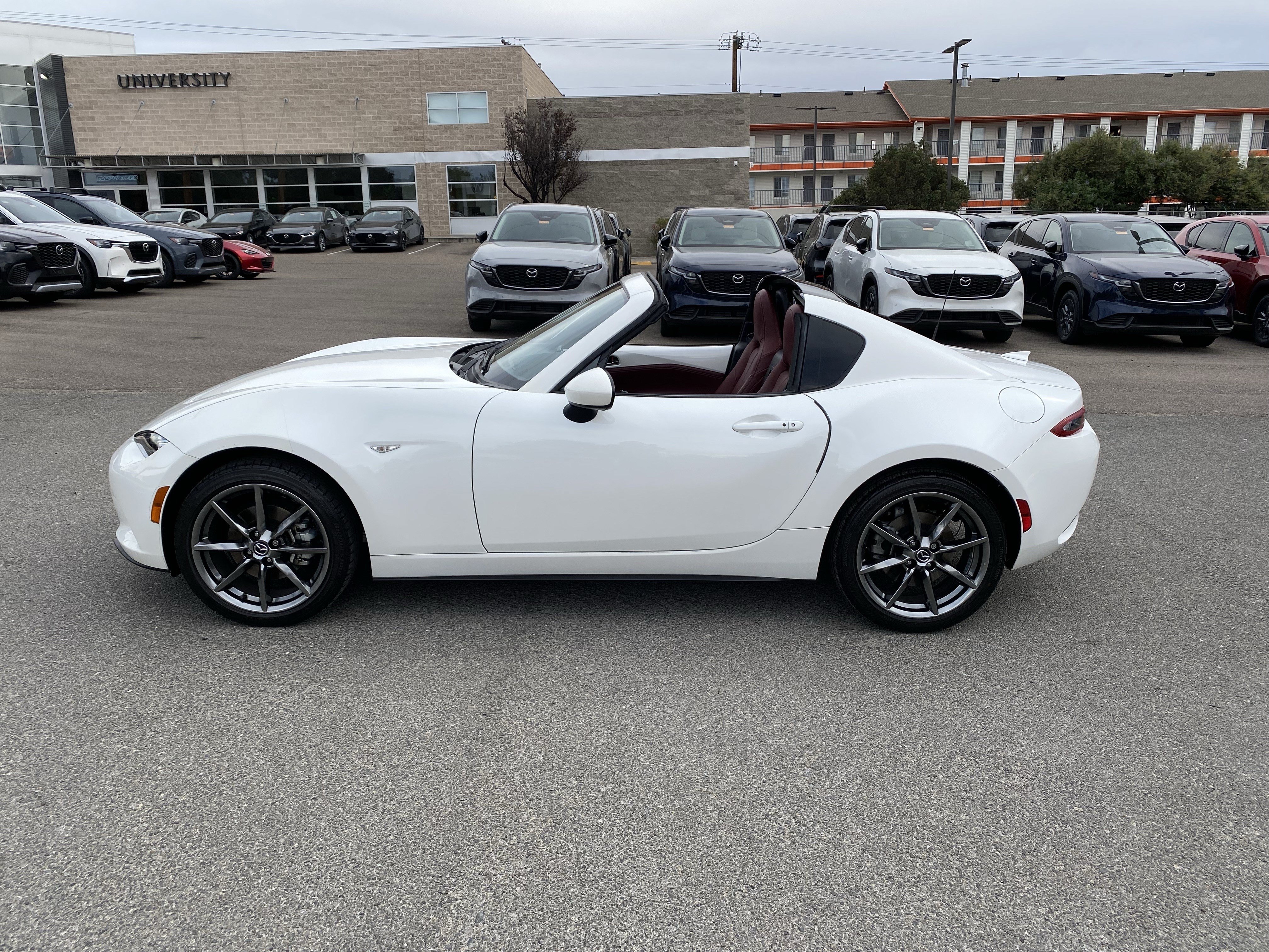 Used 2020 MAZDA MX-5 Miata RF Grand Touring RWD image 50