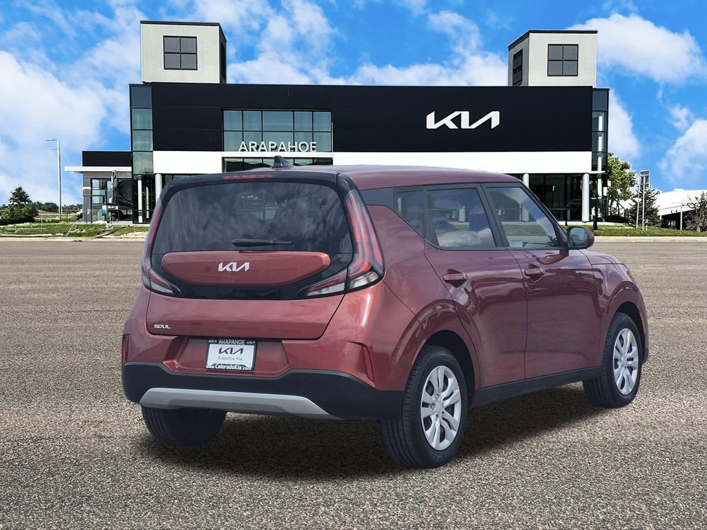 Used 2023 Kia Soul LX FWD image 6