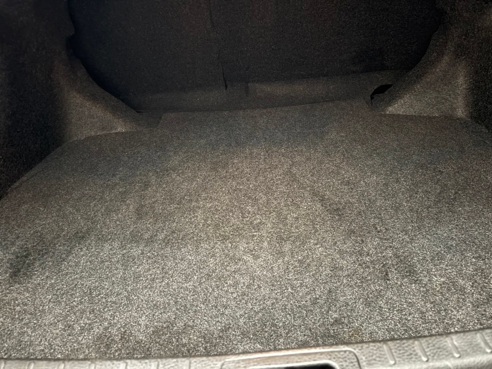 Used 2018 Toyota Corolla LE FWD image 33