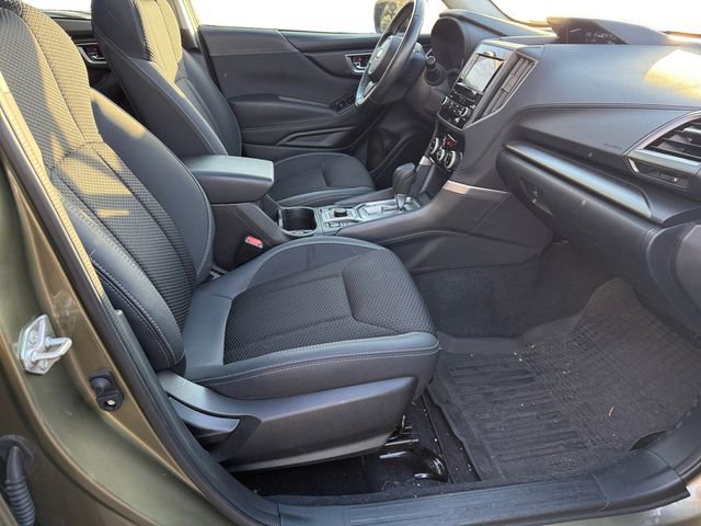 Used 2023 Subaru Forester Premium image 14