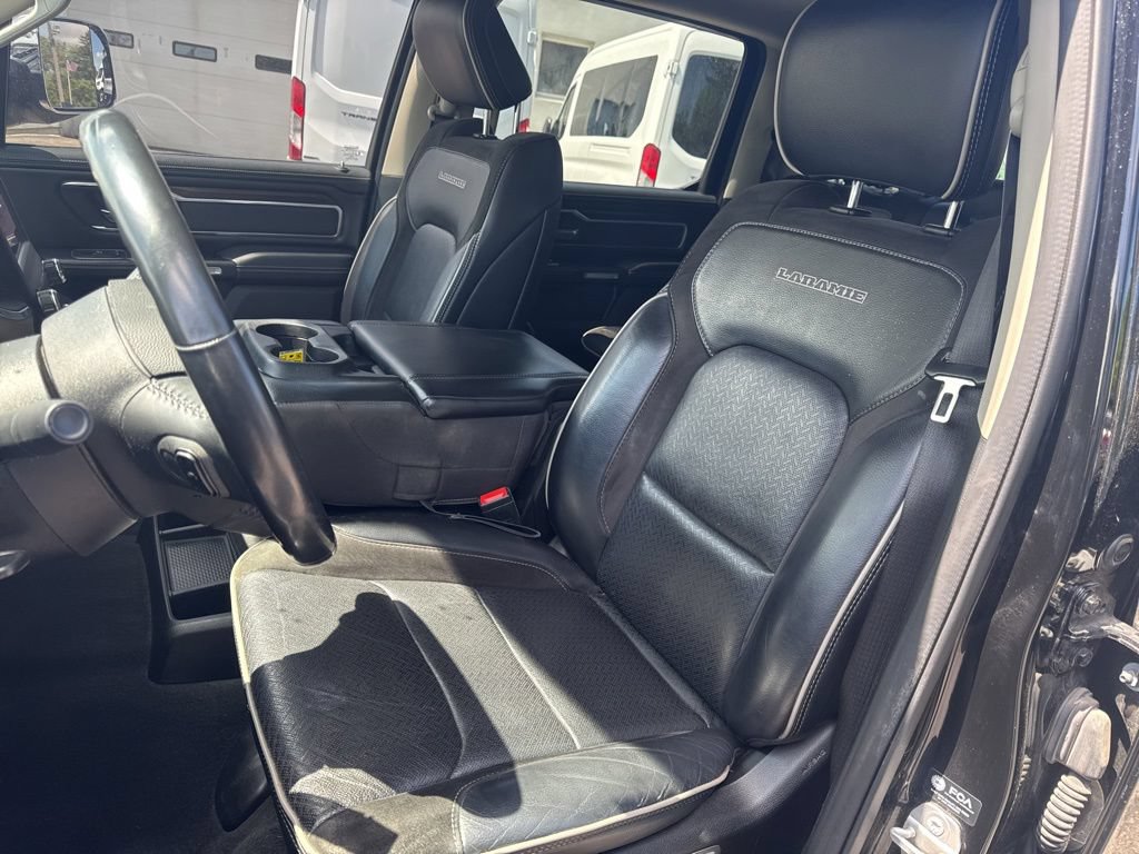 Used 2022 RAM 1500 Laramie AWD/4WD image 18
