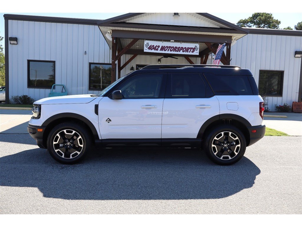 Used 2021 Ford Bronco Sport Outer Banks AWD/4WD image 2