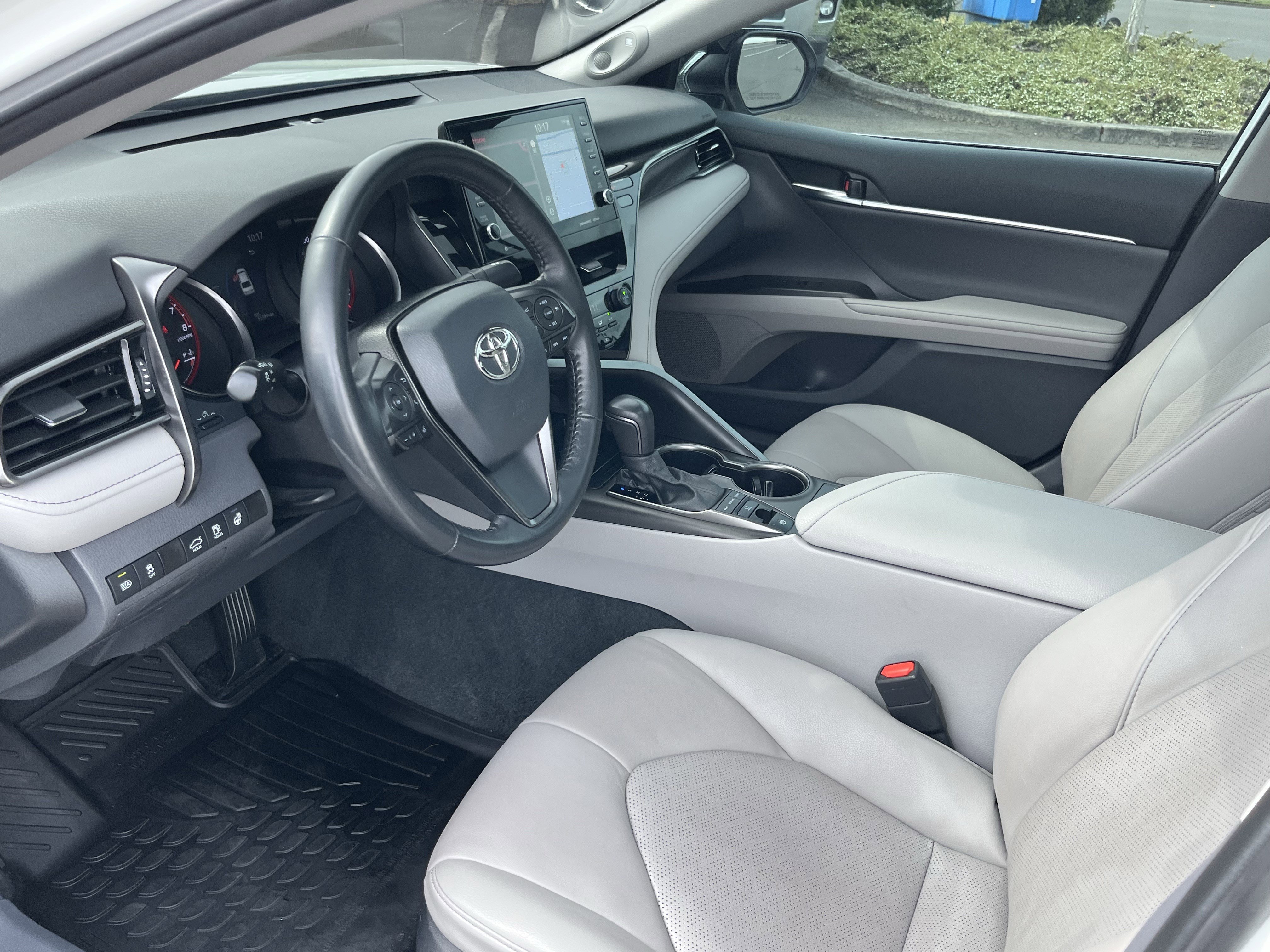 Used 2022 Toyota Camry XSE w/ Navigation Package AWD/4WD image 9