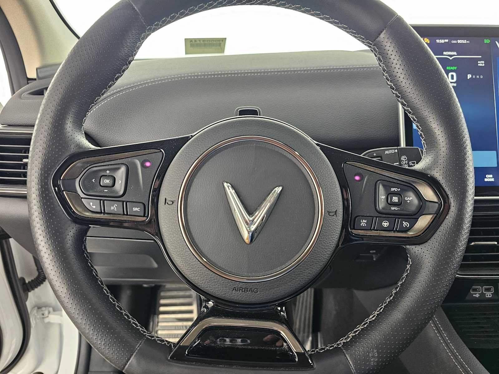 Used 2023 VinFast VF 8 Eco AWD/4WD image 22