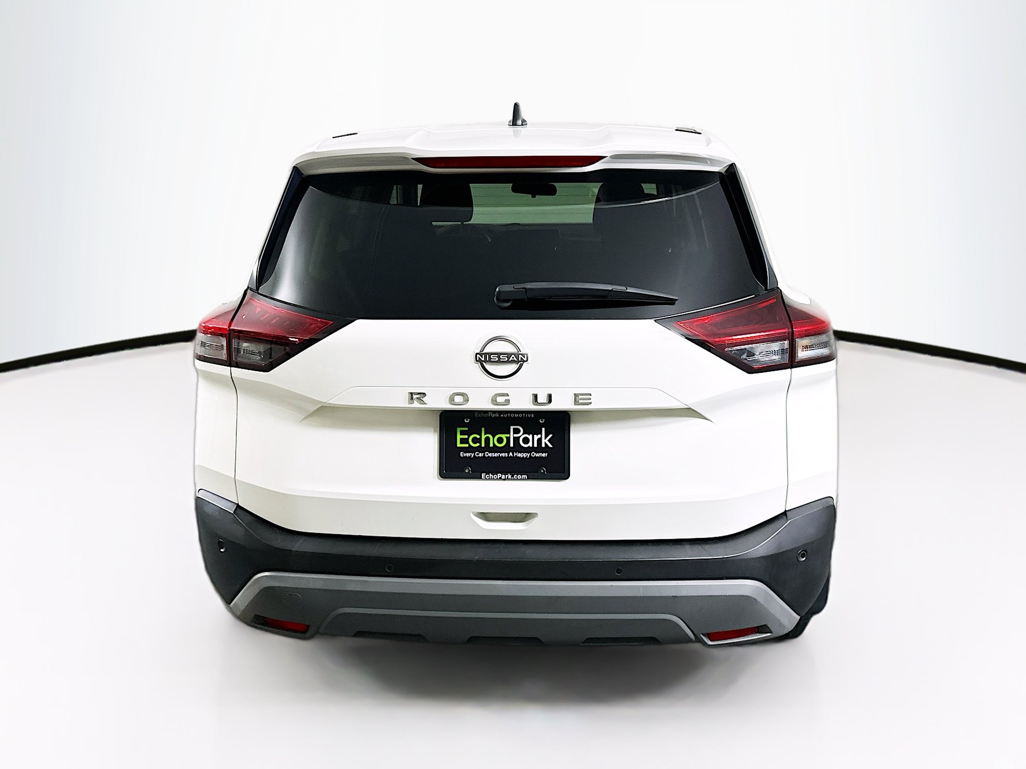 Used 2023 Nissan Rogue S FWD image 7