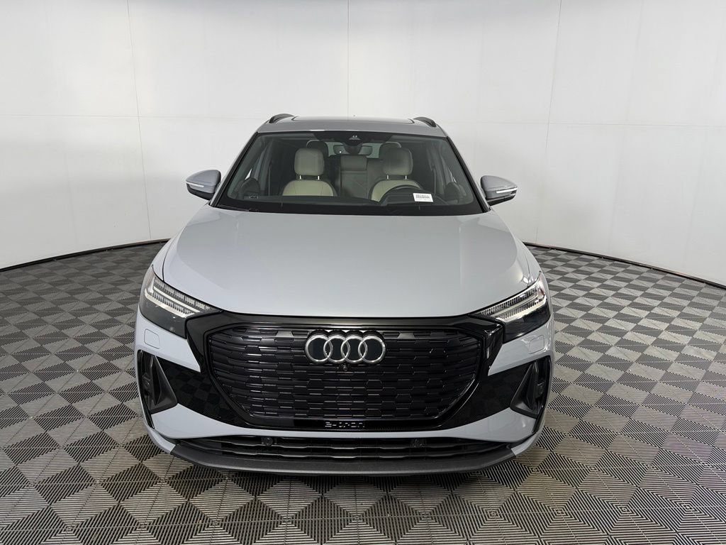 Used 2025 Audi Q4 e-tron Prestige w/ Black Optic Package AWD/4WD image 11