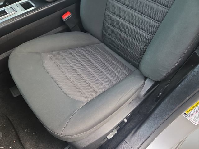 Used 2020 Ford Fusion SE image 26