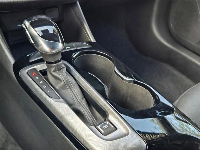 Used 2025 Buick Envista Sport Touring image 12