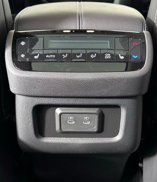 Certified 2027 INFINITI QX60 Luxe w/ Cargo Package FWD image 21