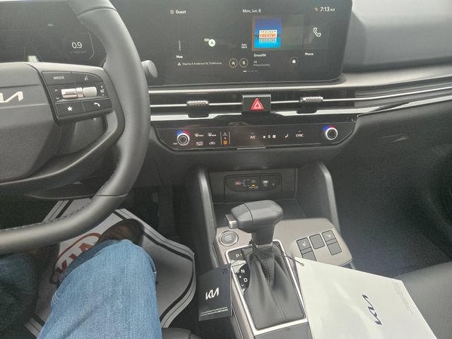 New 2026 Kia Sportage SX FWD image 2