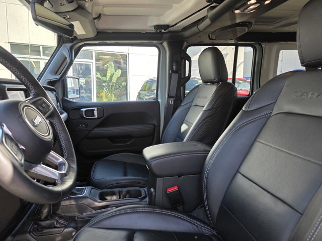 Used 2023 Jeep Wrangler Sahara w/ Cold Weather Group image 5