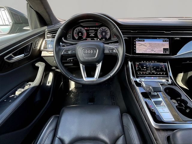 Used 2022 Audi Q8 Prestige w/ Prestige Package AWD/4WD image 10
