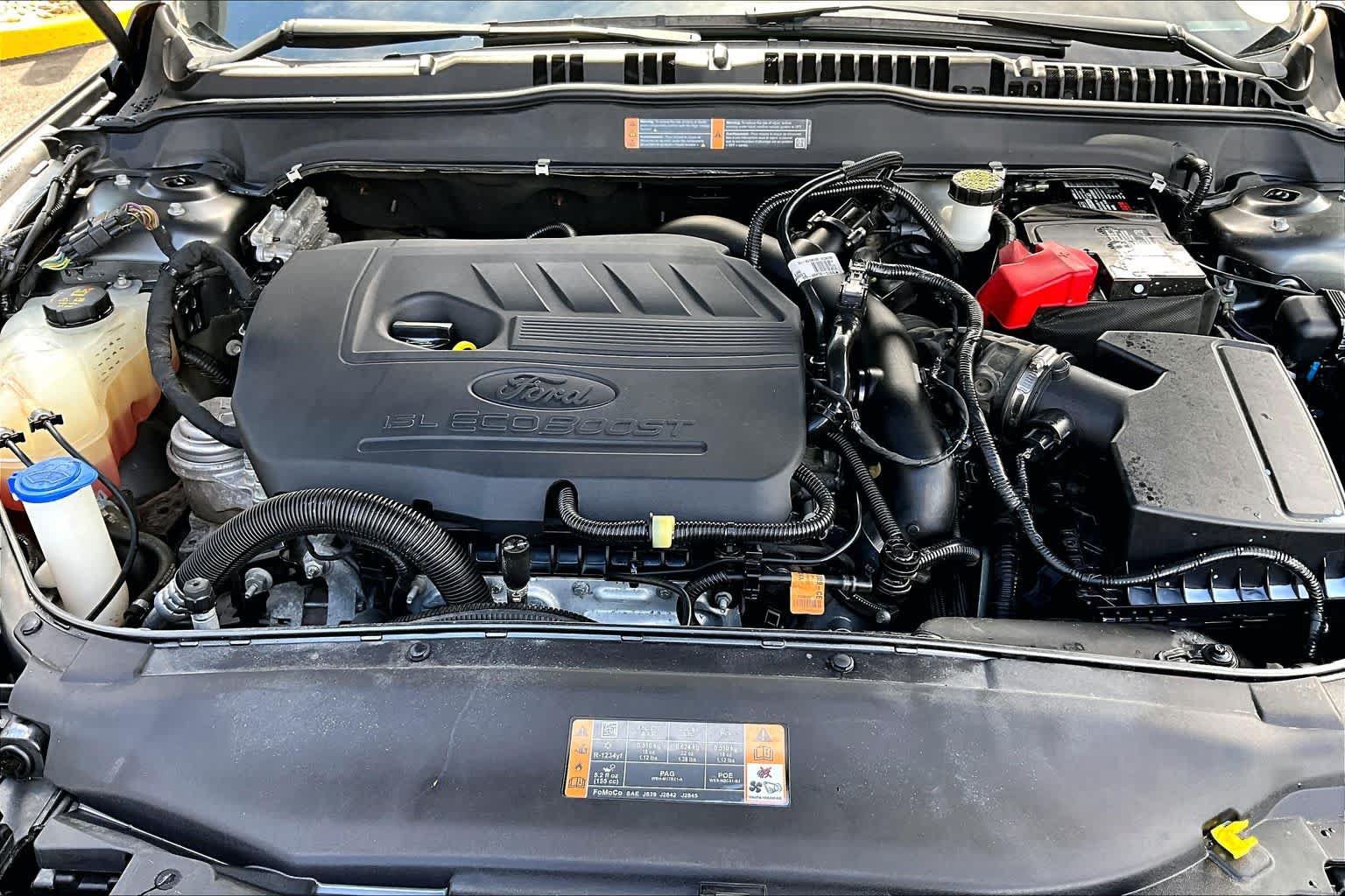 Used 2018 Ford Fusion SE w/ Fusion SE Technology Package FWD image 32