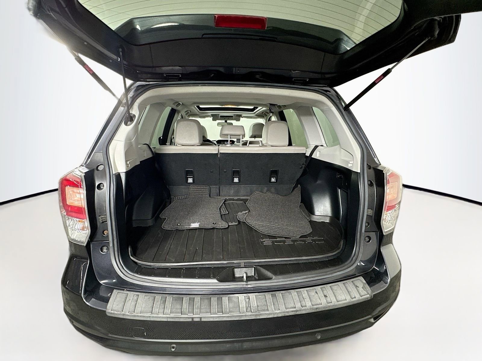 Used 2017 Subaru Forester 2.5i Limited AWD/4WD image 27