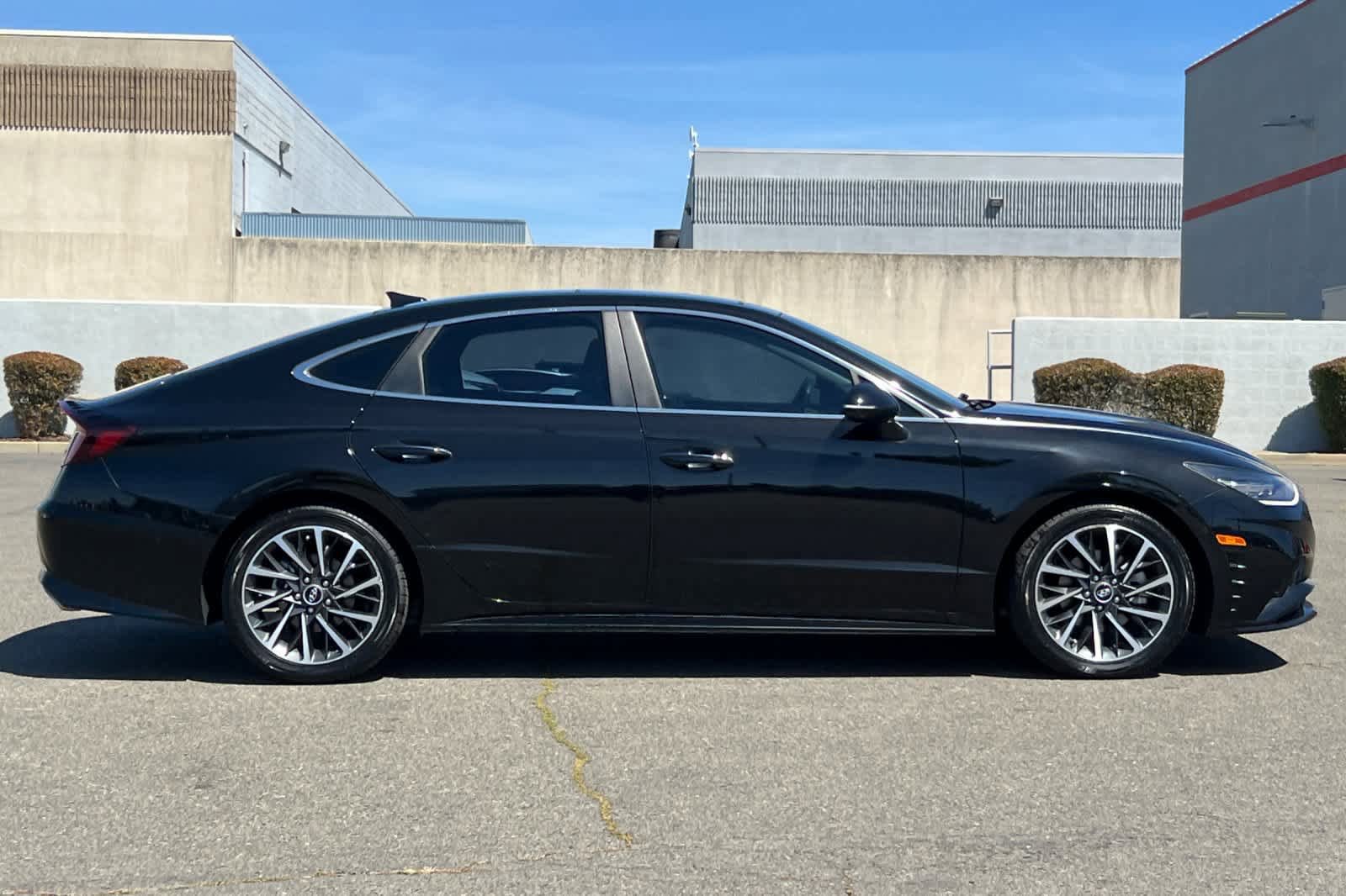 Used 2022 Hyundai Sonata Limited w/ Cargo Package image 6