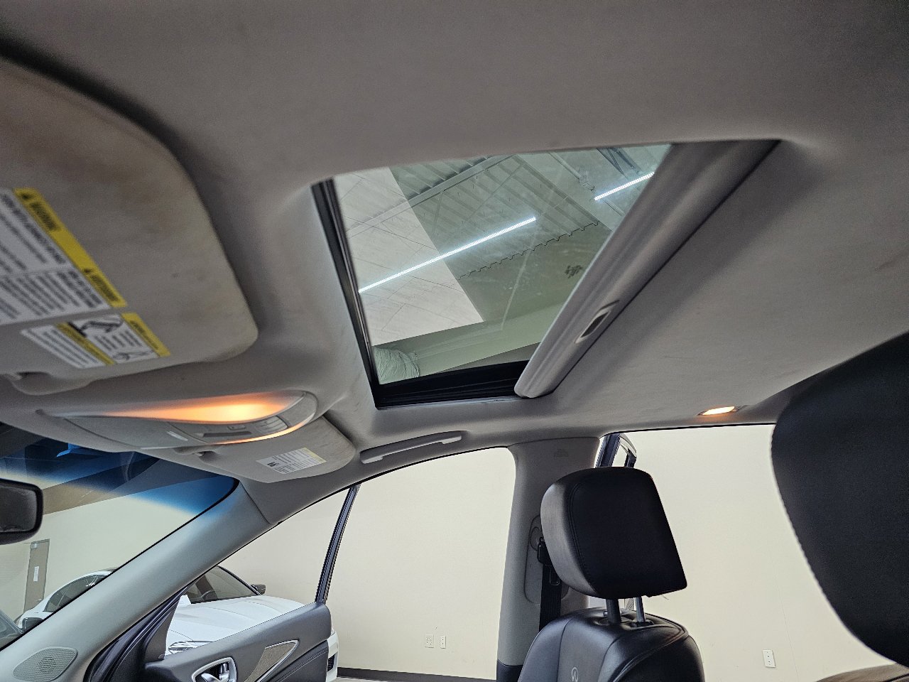 Used 2014 INFINITI QX60 FWD w/ Premium Plus Package image 40