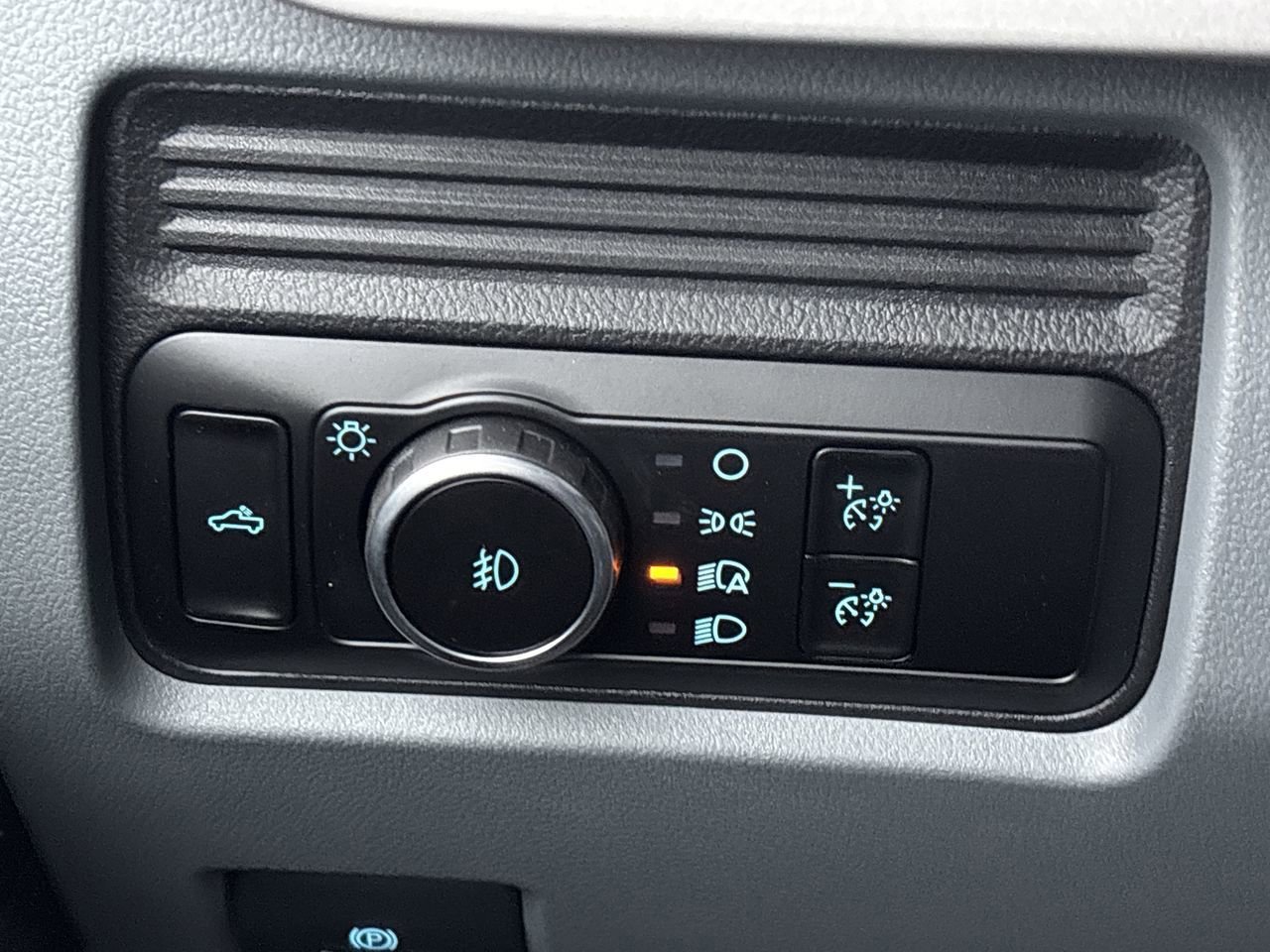 New 2026 Ford F250 XL w/ STX Appearance Package image 28