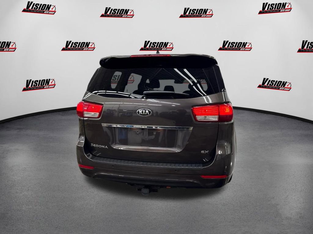 Used 2018 Kia Sedona EX image 6